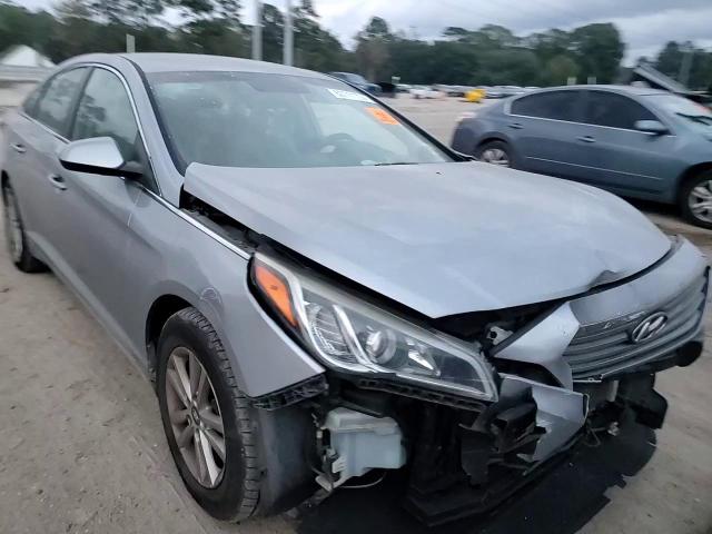 2017 Hyundai Sonata - Image 11