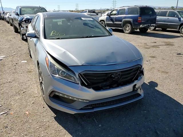 2017 Hyundai Sonata - Image 11