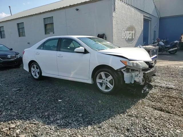 2012 Toyota Camry - Image 13