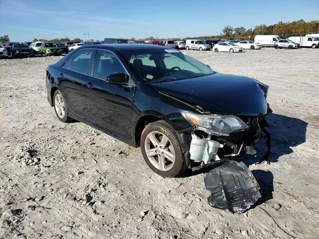 2014 Toyota Camry - Image 11