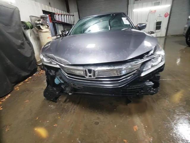 2017 Honda Accord Lx VIN: 1HGCR2F37HA209663 Lot: 81095524