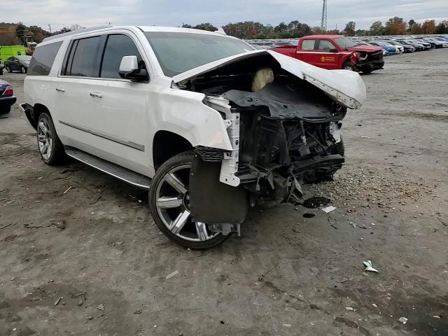 2017 Cadillac Escalade - Image 12