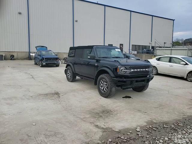 2021 Ford Bronco Base VIN: 1FMEE5DP7MLA85818 Lot: 81343314