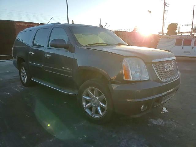 2008 GMC Yukon Xl Denali VIN: 1GKFK668X8J239795 Lot: 79075574