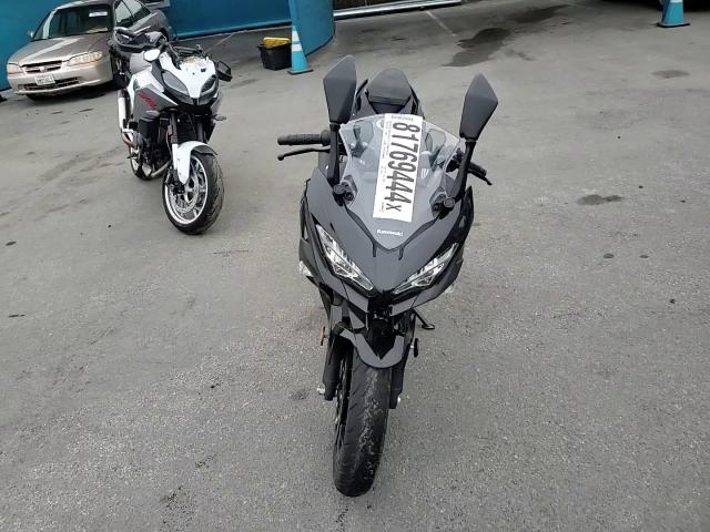 2019 Kawasaki Ex400 VIN: JKAEXKH16KDA26752 Lot: 81769444