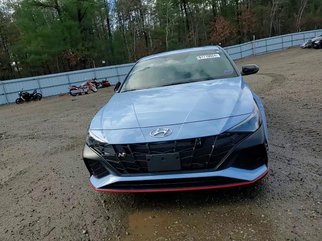 2022 Hyundai Elantra - Image 11
