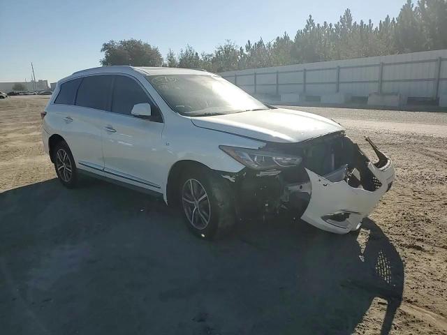 2017 Infiniti QX60 - Image 12