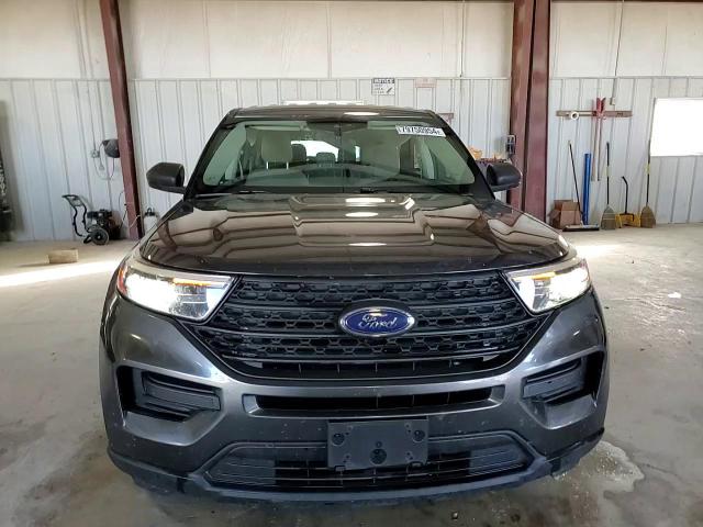 2020 Ford Explorer - Image 14