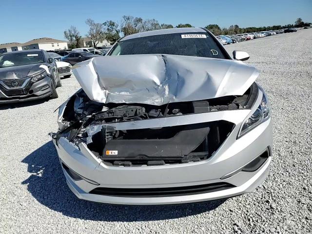 2017 Hyundai Sonata - Image 11