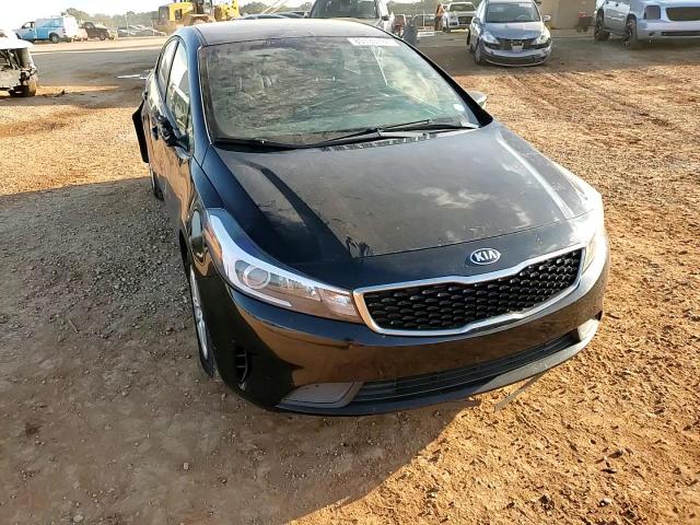 2017 Kia Forte - Image 10