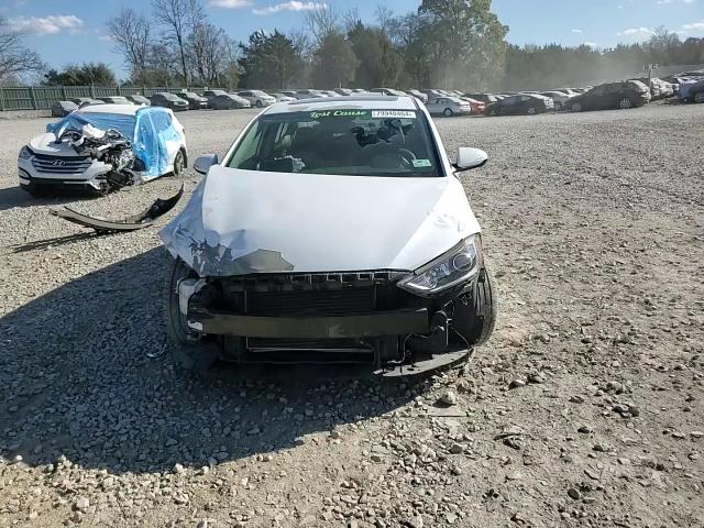 2017 Hyundai Elantra - Image 11