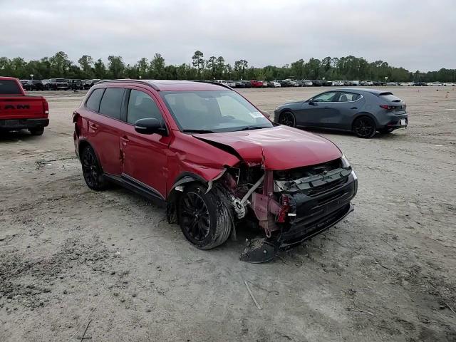 2018 Mitsubishi Outlander - Image 12