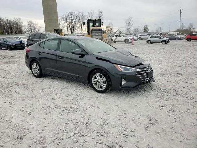 2020 Hyundai Elantra - Image 13