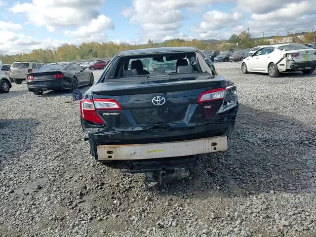 2013 Toyota Camry - Image 13