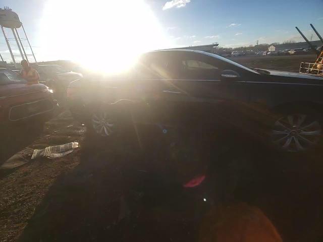2013 Hyundai Sonata - Image 13
