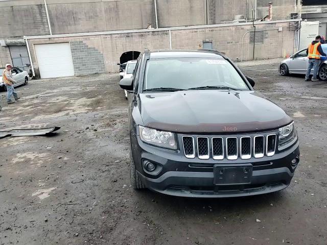 2014 Jeep Compass - Image 11