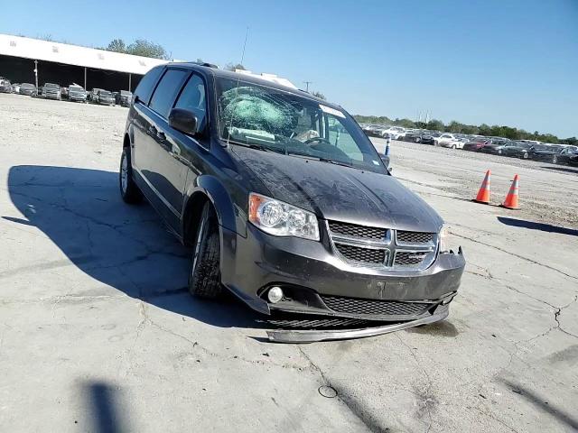 2019 Dodge Caravan - Image 12