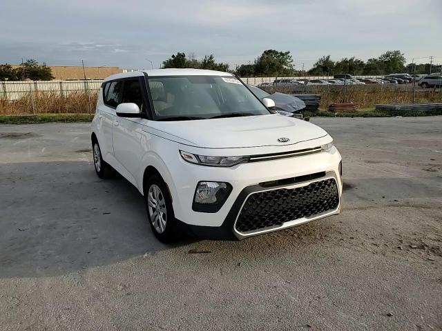 2021 Kia Soul - Image 13