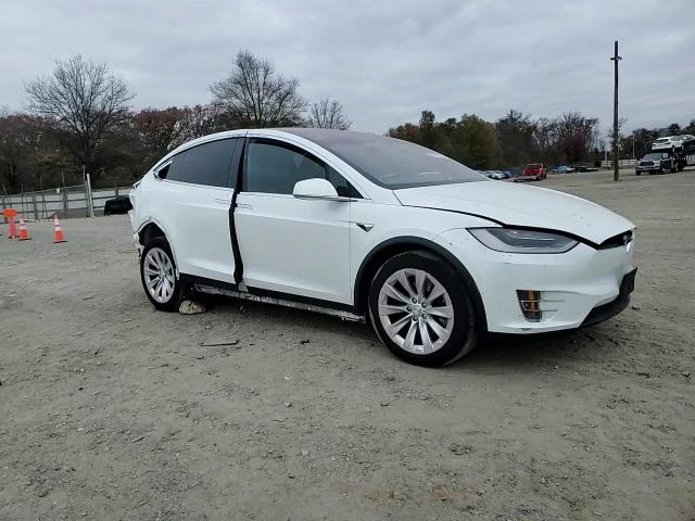 2019 Tesla Model X VIN: 5YJXCBE29KF185701 Lot: 80773754