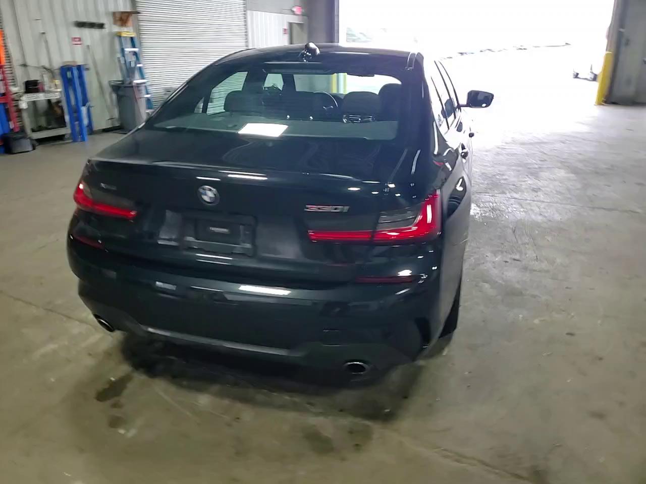 Фото: 3MW5R7J03L8B44829