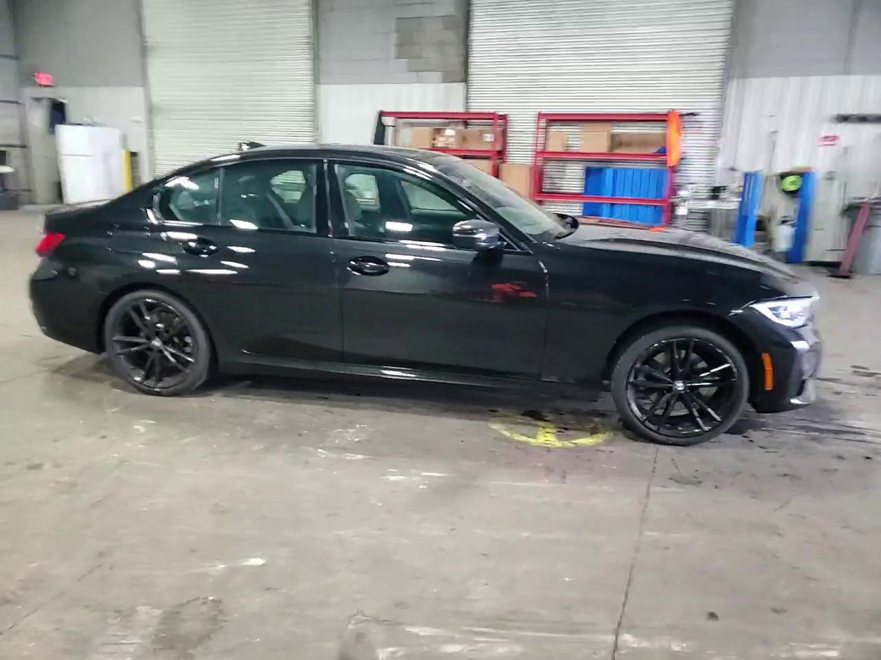 Фото: 3MW5R7J03L8B44829