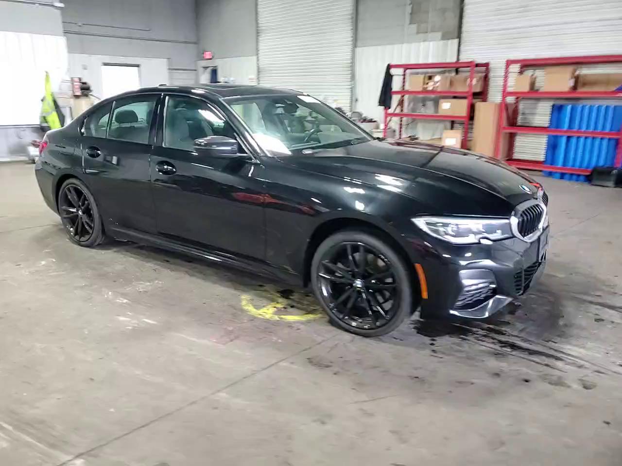 Фото: 3MW5R7J03L8B44829