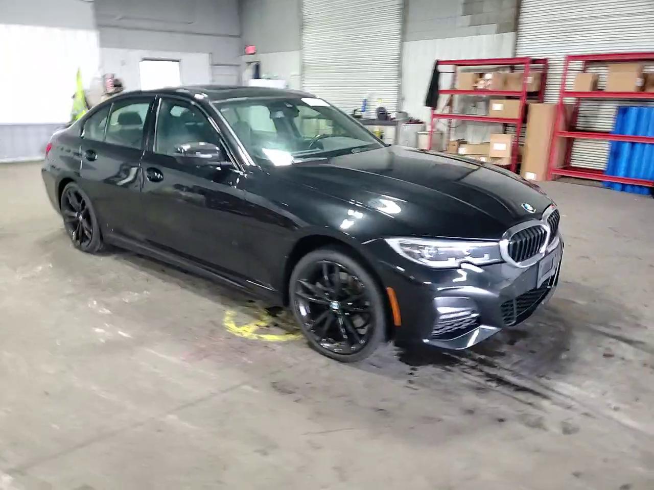 Фото: 3MW5R7J03L8B44829