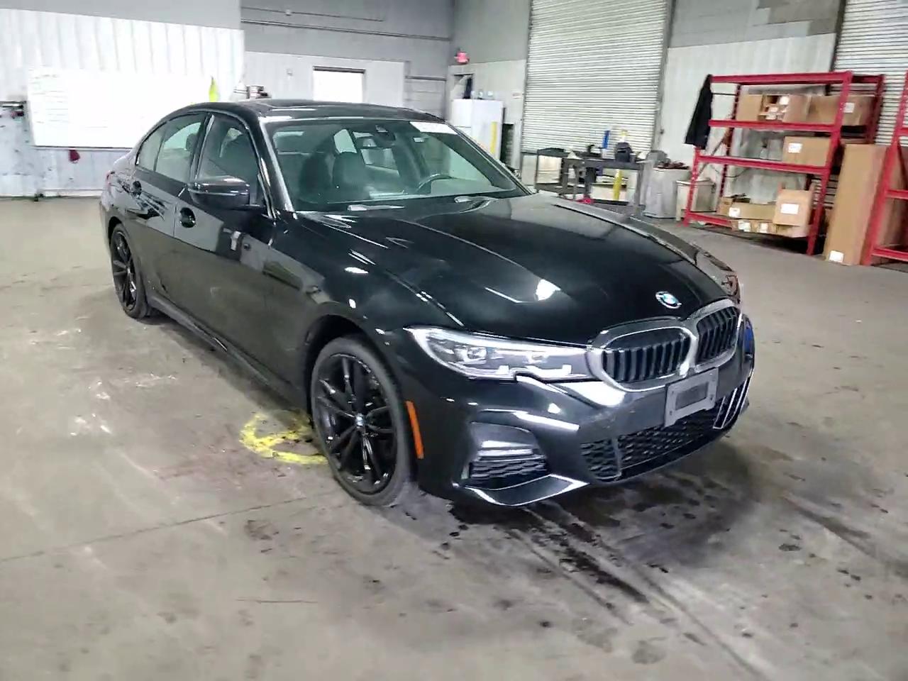 Фото: 3MW5R7J03L8B44829