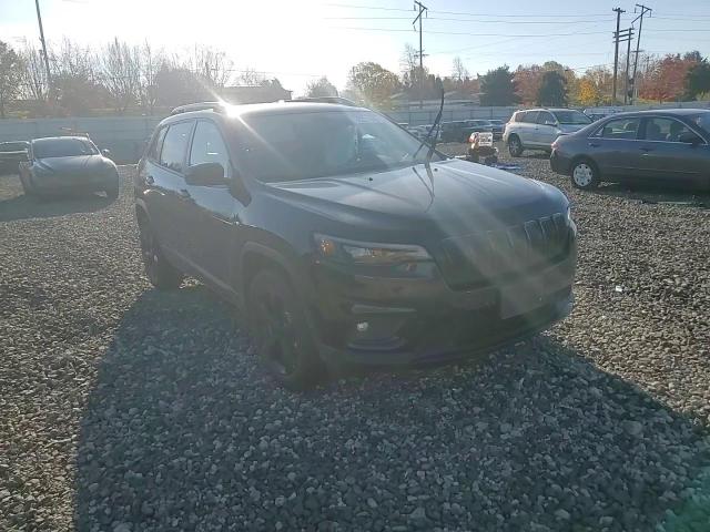 2019 Jeep Cherokee Latitude Plus VIN: 1C4PJMLX8KD390630 Lot: 92231375