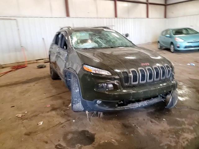2016 Jeep Cherokee Latitude VIN: 1C4PJMCB6GW235039 Lot: 92290465