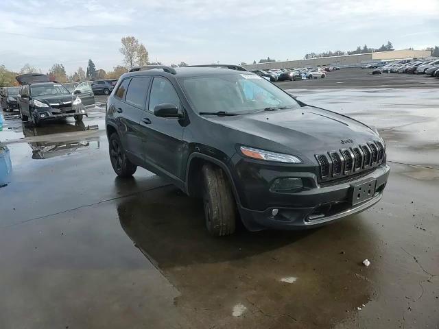 2016 Jeep Cherokee Latitude VIN: 1C4PJMCB3GW210535 Lot: 92536235