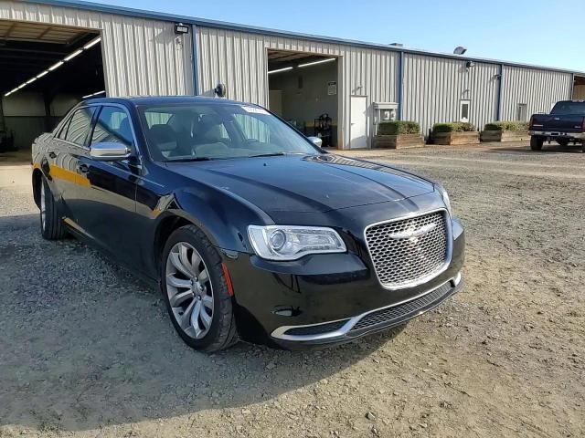 2018 Chrysler 300 Touring VIN: 2C3CCAAG5JH320339 Lot: 93688355