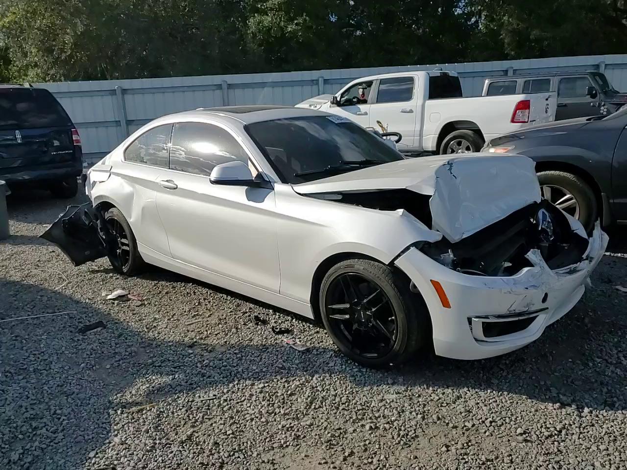 Фото: WBA1F5C53FV257170