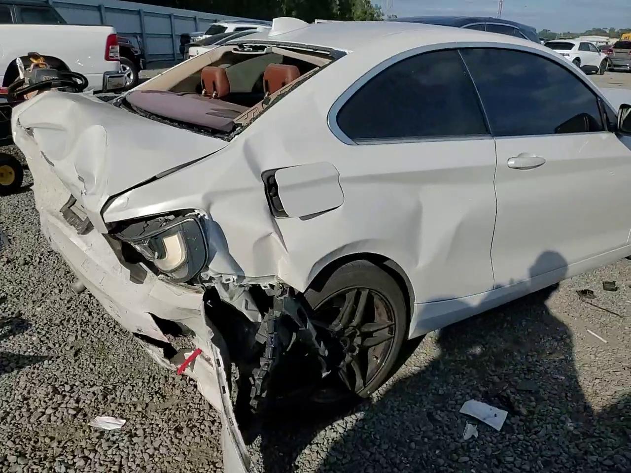 Фото: WBA1F5C53FV257170