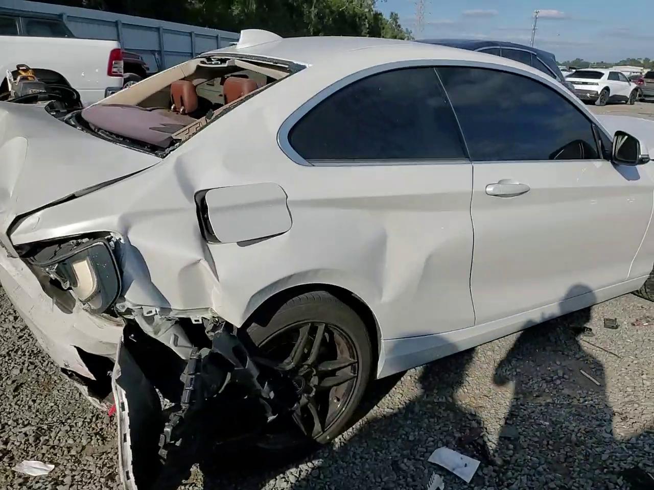 Фото: WBA1F5C53FV257170