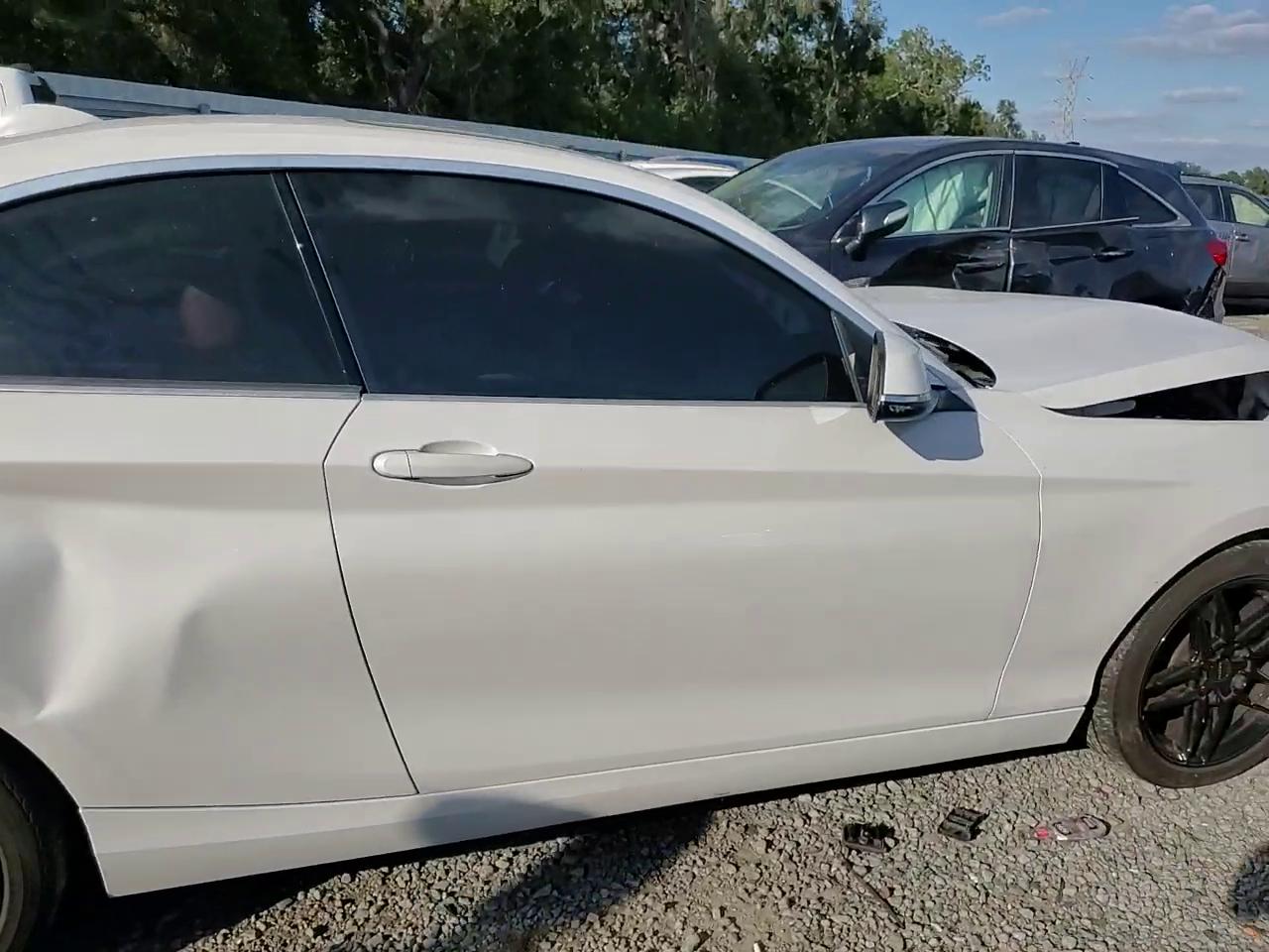 Фото: WBA1F5C53FV257170