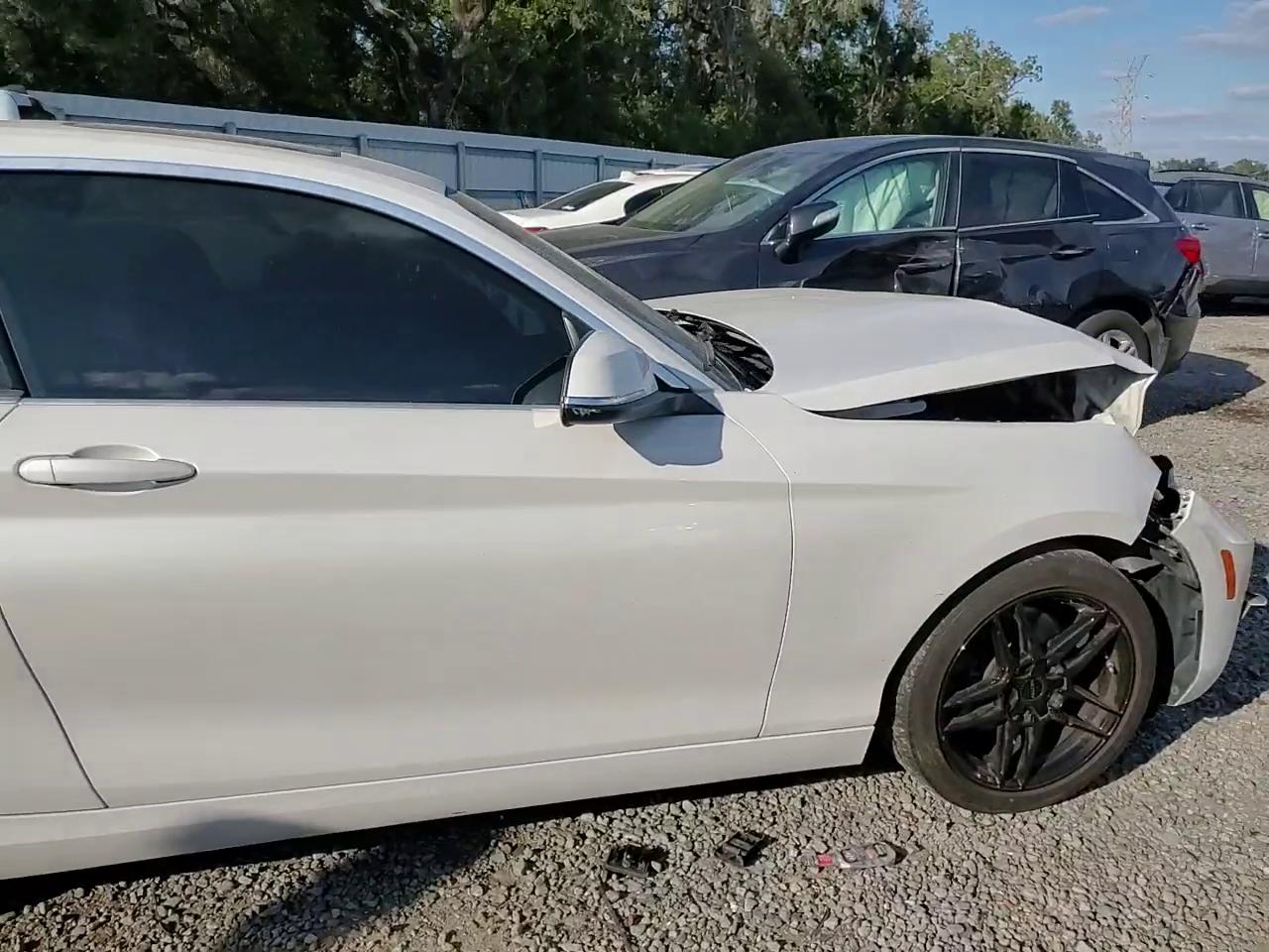 Фото: WBA1F5C53FV257170