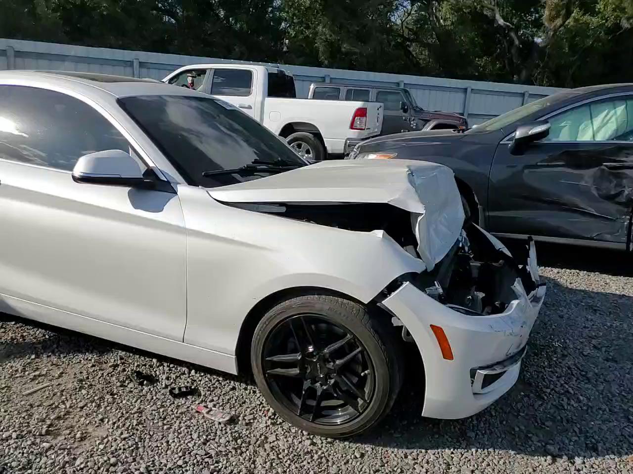 Фото: WBA1F5C53FV257170