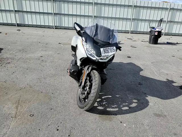 2021 Honda Gl1800 B VIN: JH2SC7918MK300200 Lot: 90921615