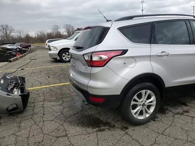 2017 Ford Escape Se VIN: 1FMCU0GD5HUD26628 Lot: 93630995