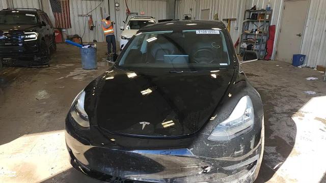 2019 Tesla Model 3 VIN: 5YJ3E1EB8KF432208 Lot: 91081055