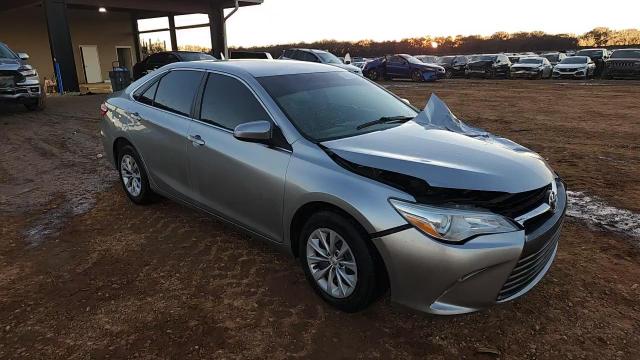 2016 Toyota Camry Le VIN: 4T1BF1FK8GU522444 Lot: 94595405