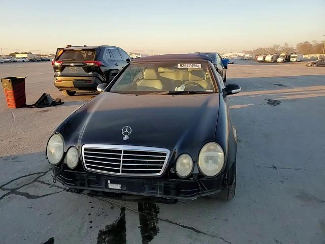 2003 Mercedes-Benz Clk 320 VIN: WDBLK65GX3T144205 Lot: 92627495