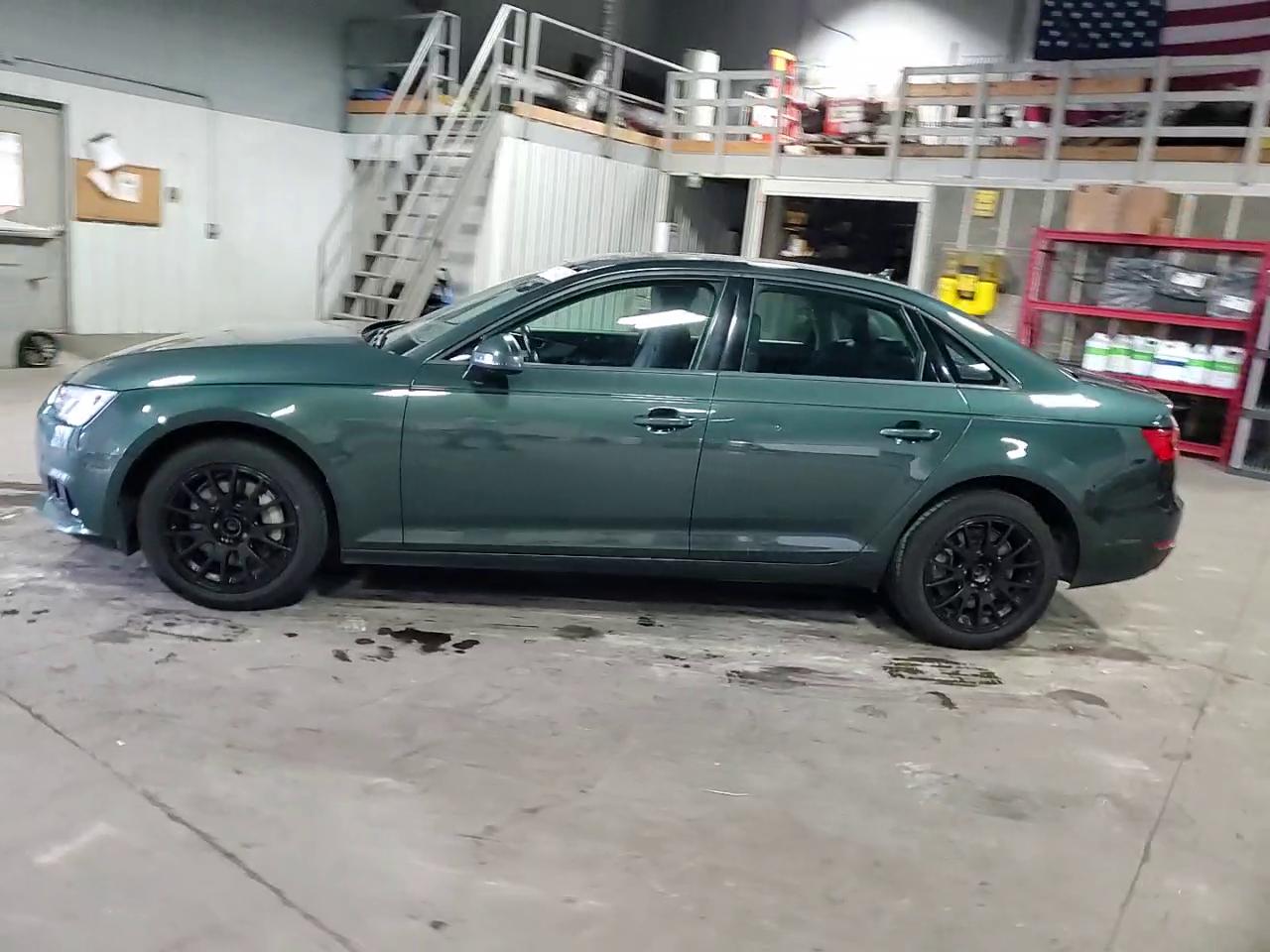 Фото: WAUANAF49HN050428