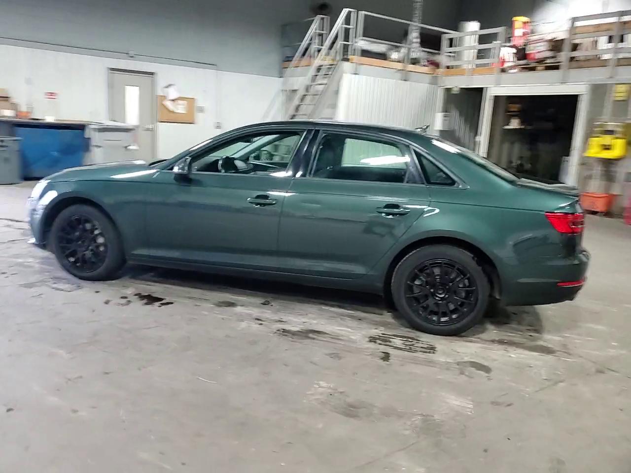 Фото: WAUANAF49HN050428