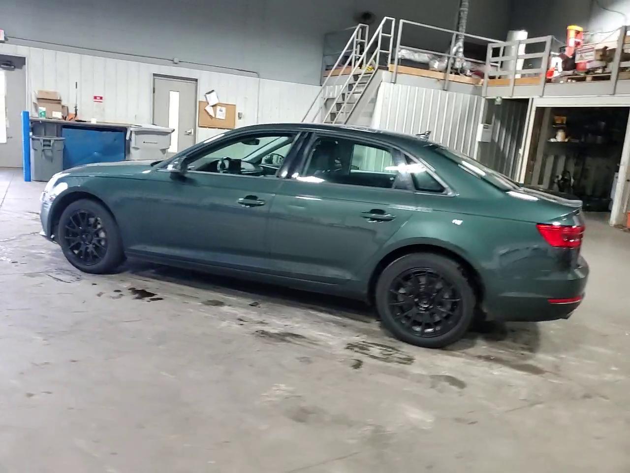 Фото: WAUANAF49HN050428