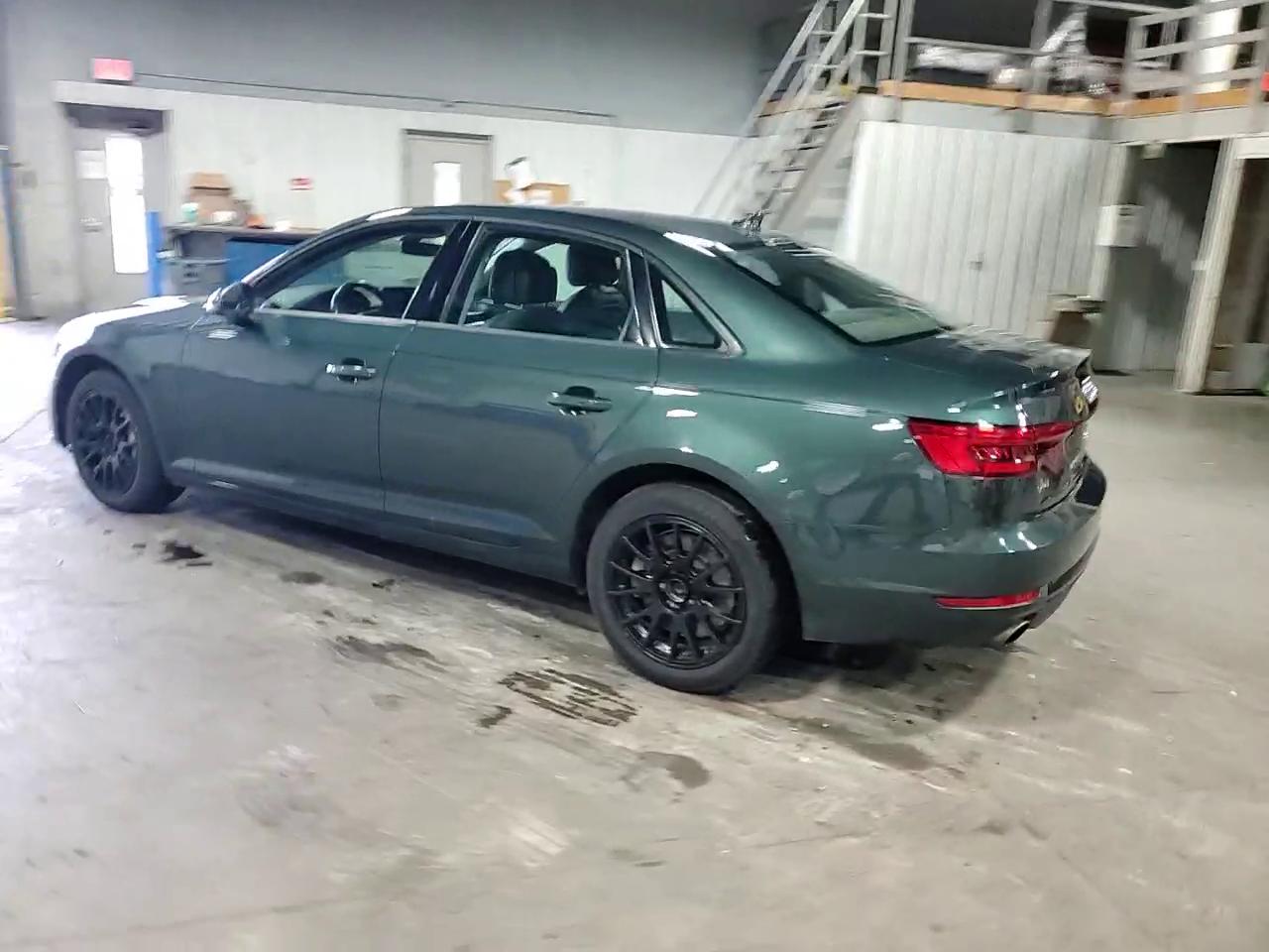 Фото: WAUANAF49HN050428