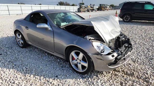 2005 Mercedes-Benz Slk 350 VIN: WDBWK56FX5F034074 Lot: 92322525