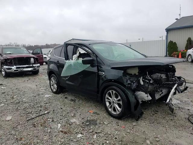 2017 Ford Escape Se VIN: 1FMCU0GD4HUD08556 Lot: 93398485