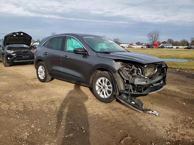 2022 Ford Escape Se VIN: 1FMCU9G69NUA95850 Lot: 94365335